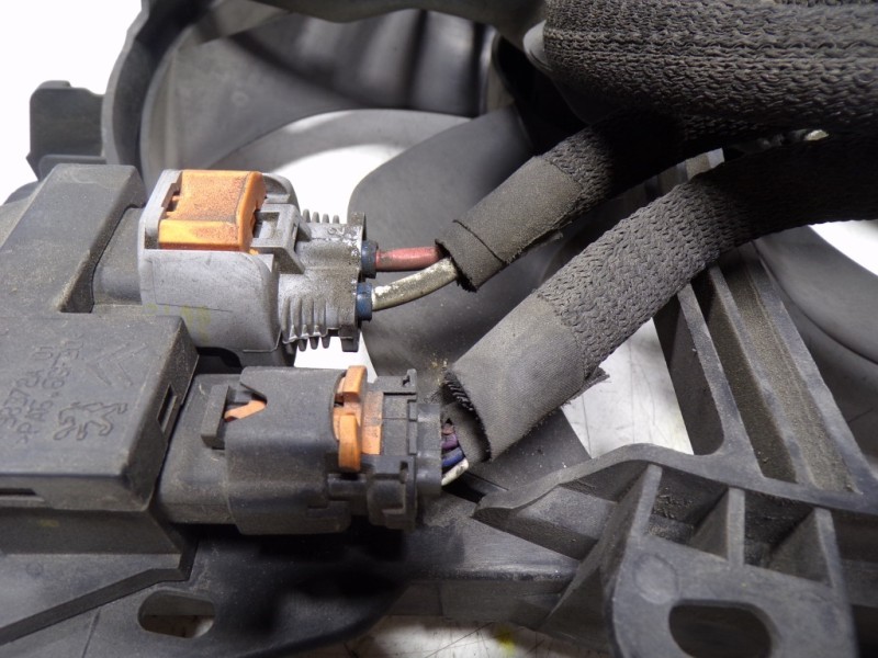 Recambio de electroventilador para citroën c3 picasso 1.6 hdi fap referencia OEM IAM   