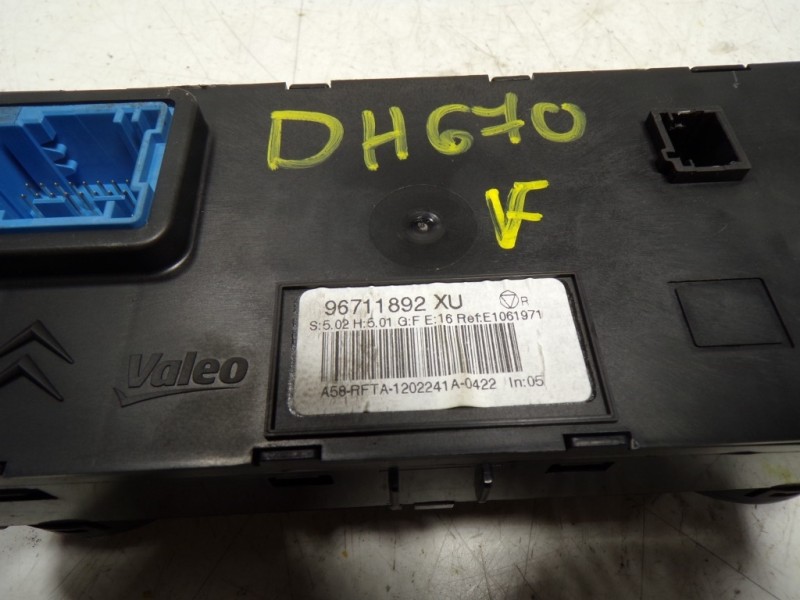 Recambio de mando climatizador para citroën c3 picasso 1.6 hdi fap referencia OEM IAM  96711892XU 