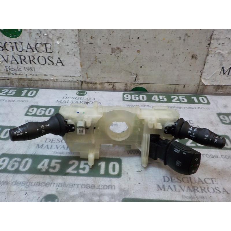 Recambio de mando luces para renault scenic iii 1.5 dci diesel fap referencia OEM IAM 255670019R  