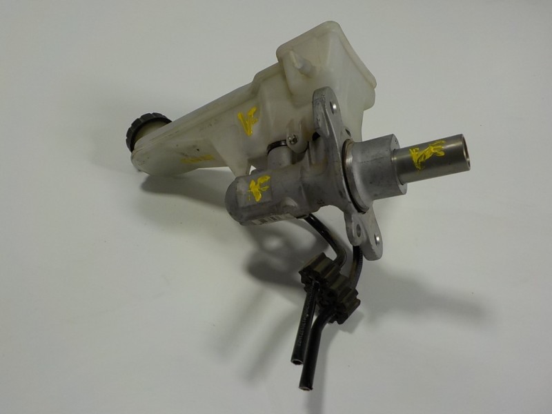 Recambio de bomba freno para mercedes-benz clase a (w176) 1.8 cdi cat referencia OEM IAM A2464300001  