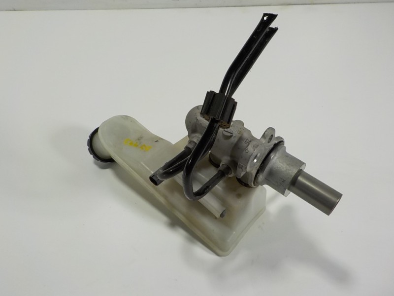 Recambio de bomba freno para mercedes-benz clase a (w176) 1.8 cdi cat referencia OEM IAM A2464300001  