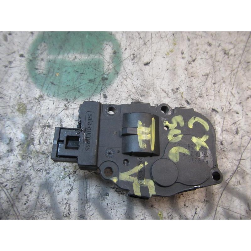 Recambio de motor apertura trampillas climatizador para bmw serie 3 berlina (e90) 320d referencia OEM IAM 64119321034  