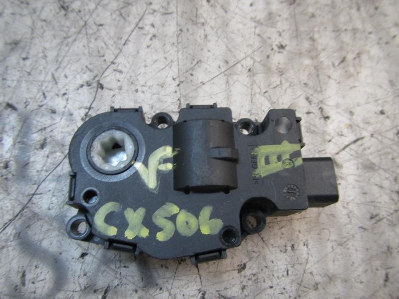 Recambio de motor apertura trampillas climatizador para bmw serie 3 berlina (e90) 320d referencia OEM IAM 64119321034  