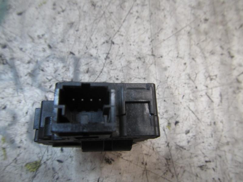 Recambio de motor apertura trampillas climatizador para bmw serie 3 berlina (e90) 320d referencia OEM IAM 64119321034  