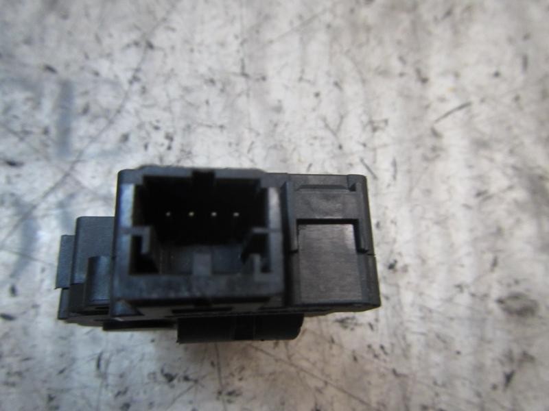 Recambio de motor apertura trampillas climatizador para bmw serie 3 berlina (e90) 320d referencia OEM IAM 64119321034  