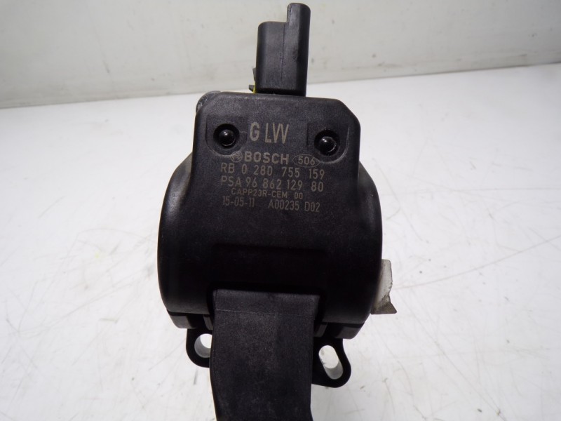 Recambio de potenciometro pedal para peugeot 508 sw 1.6 e-hdi fap referencia OEM IAM 1601EP 9686212980 