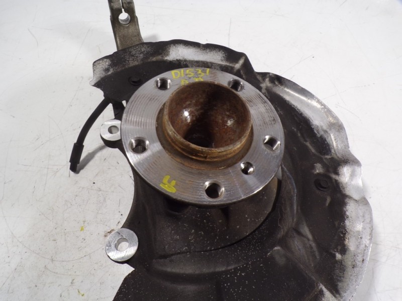 Recambio de mangueta delantera derecha para bmw serie 5 lim. (f10) 2.0 turbodiesel referencia OEM IAM 32216775770  