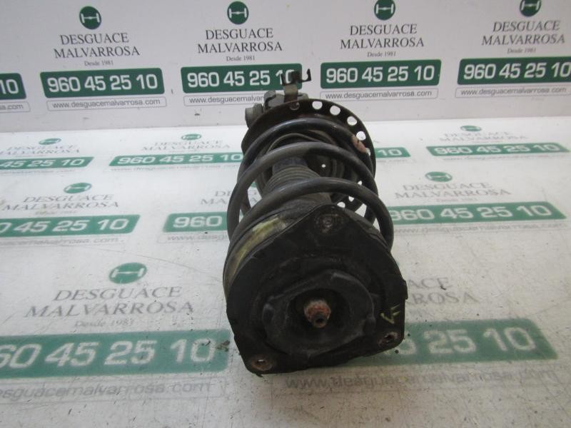 Recambio de amortiguador delantero izquierdo para renault clio iii expression referencia OEM IAM   
