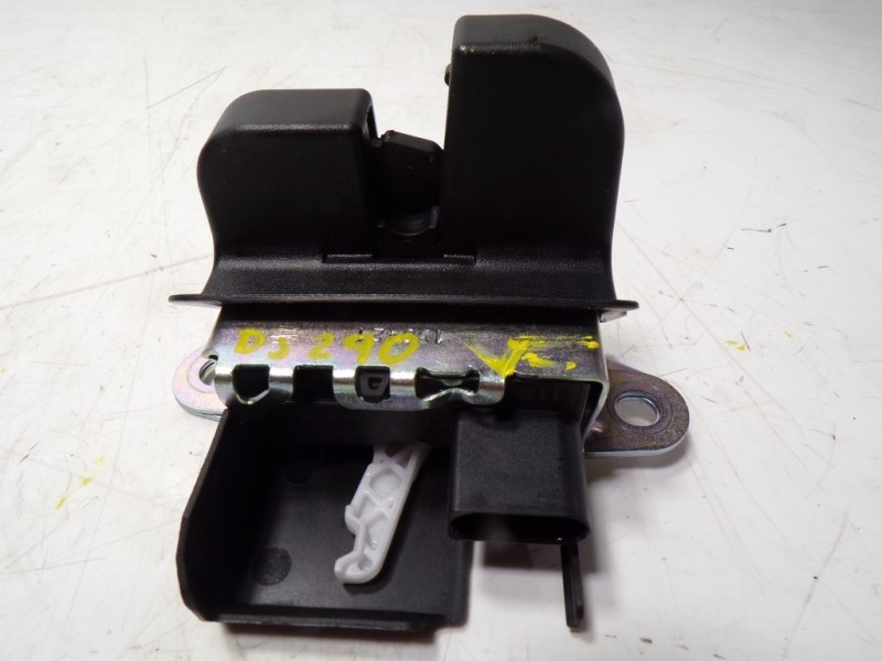 Recambio de cerradura maletero / porton para audi a1 sportback (gba) 35 tfsi s line referencia OEM IAM 2G6827505B9B9 2G6827505B 