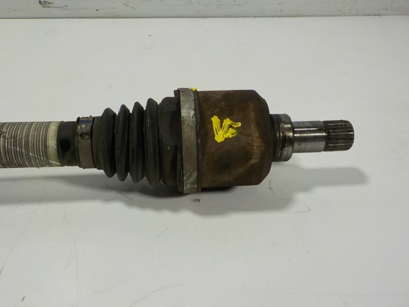 Recambio de transmision izquierda para peugeot 508 sw 1.6 e-hdi fap referencia OEM IAM 3272YH 9672959780 