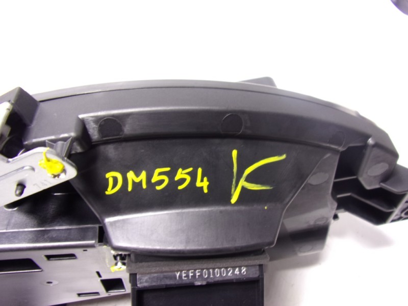 Recambio de cuadro instrumentos para toyota yaris 1.5 vvti hev referencia OEM IAM  83108K0010 