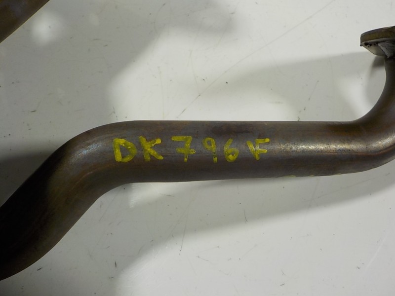 Recambio de colector escape para lexus ct 200h referencia OEM IAM 1714137110  