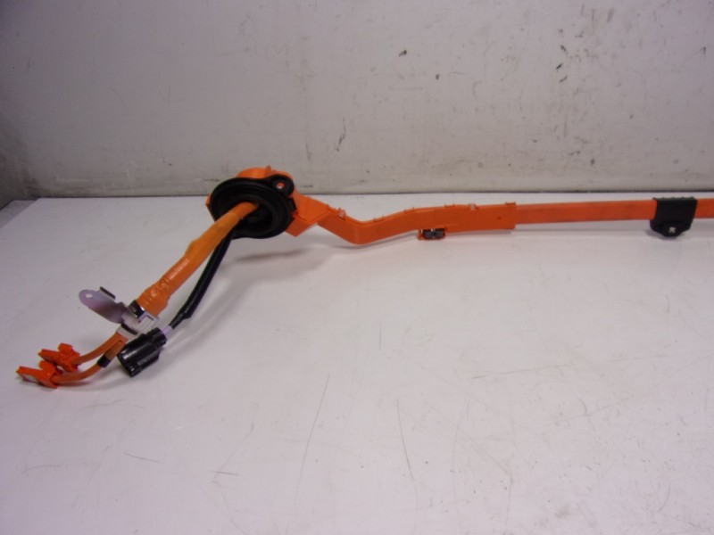 Recambio de modulo electronico para toyota yaris 1.5 vvti hev referencia OEM IAM  82817K0500 