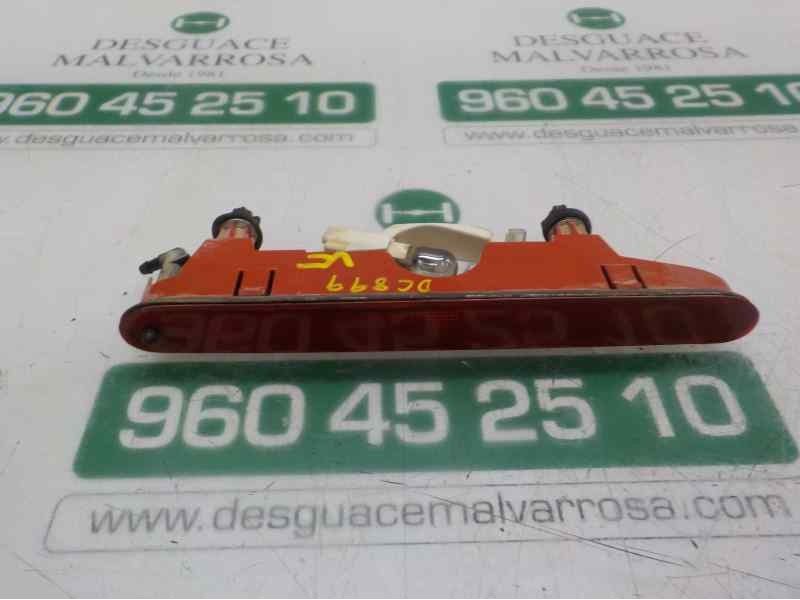 Recambio de piloto trasero central para peugeot partner kasten 1.6 hdi fap referencia OEM IAM   