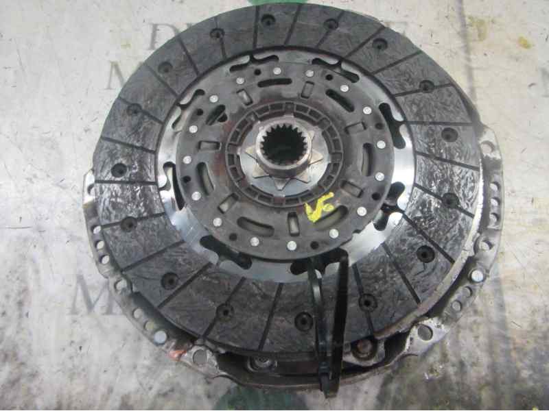 Recambio de kit embrague para toyota avensis (t27) 2.2 d-cat referencia OEM IAM   