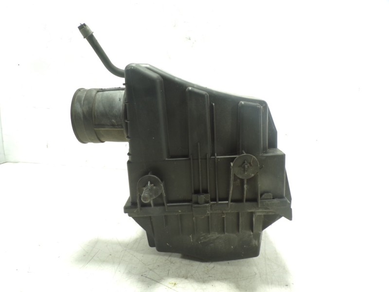 Recambio de filtro aire para opel movano b kasten/combi 2.3 cdti referencia OEM IAM 93167902  