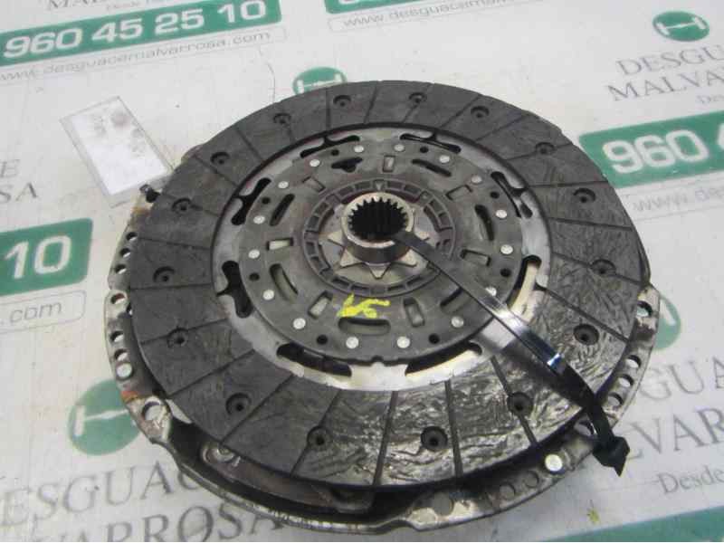 Recambio de kit embrague para toyota avensis (t27) 2.2 d-cat referencia OEM IAM   