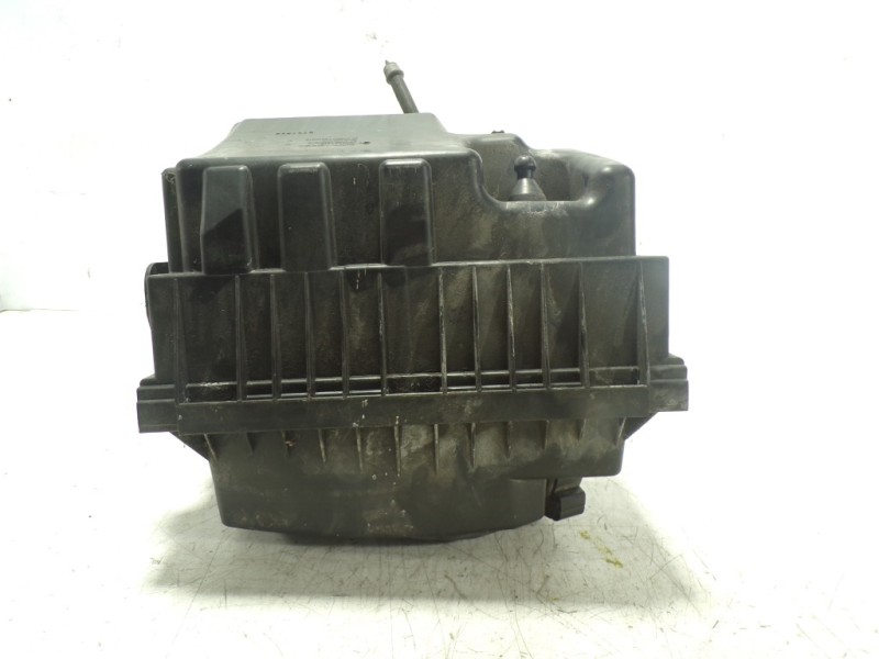 Recambio de filtro aire para opel movano b kasten/combi 2.3 cdti referencia OEM IAM 93167902  