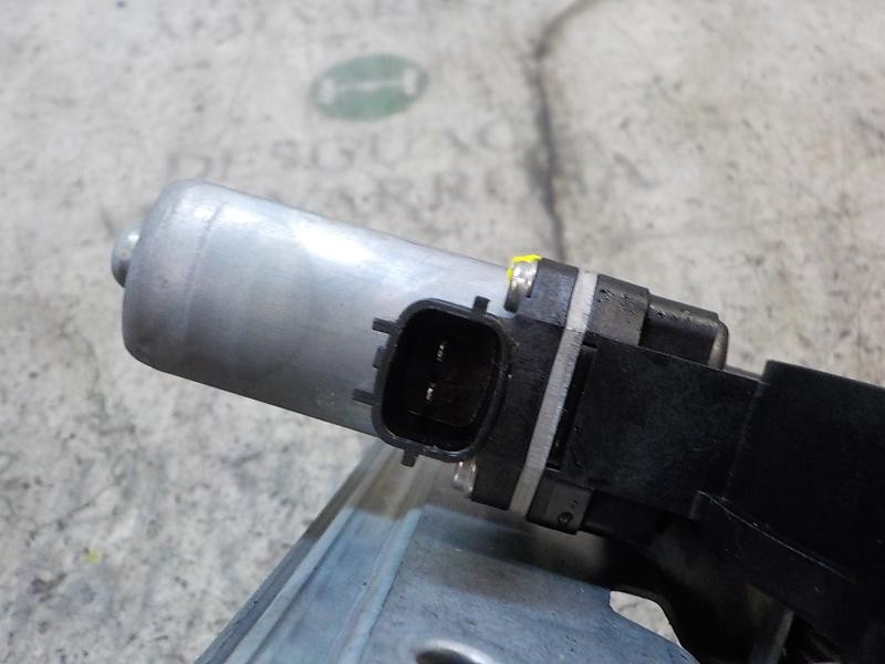 Recambio de elevalunas delantero izquierdo para renault clio iv 1.5 dci diesel fap referencia OEM IAM 807213867R  