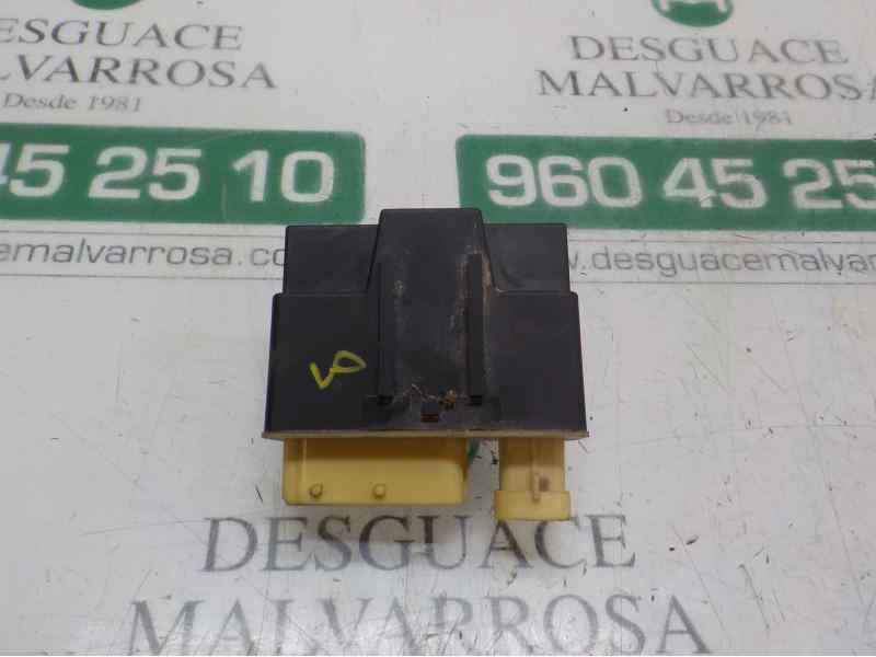 Recambio de caja precalentamiento para peugeot partner kasten 1.6 hdi fap referencia OEM IAM   