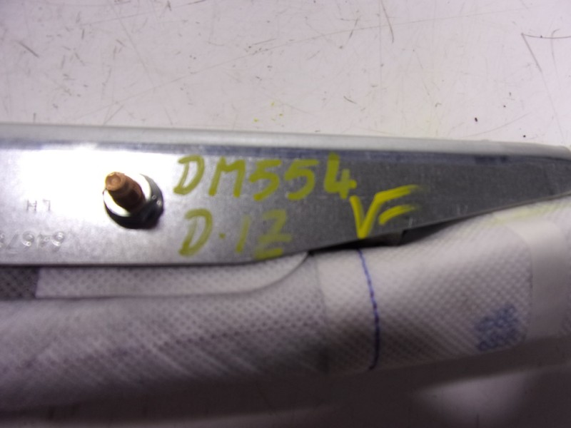 Recambio de airbag lateral delantero izquierdo para toyota yaris 1.5 vvti hev referencia OEM IAM  73920K0011 