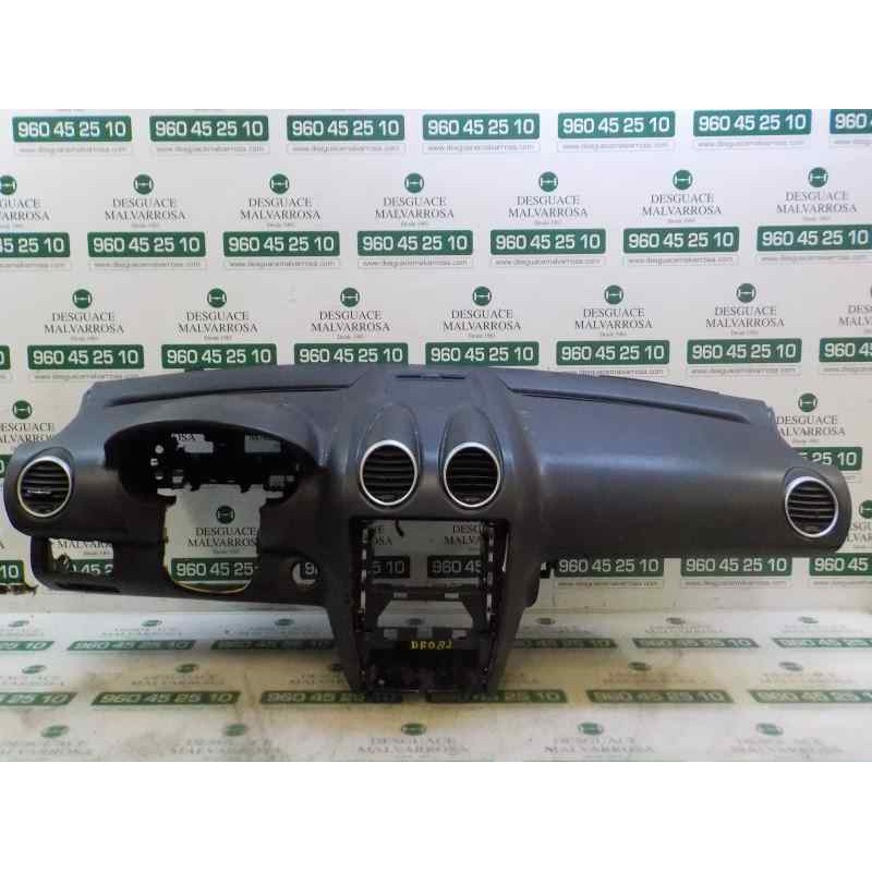 Recambio de salpicadero para mercedes-benz clase m (w164) 3.5 v6 cat referencia OEM IAM A16468028879D84 A1648600805 