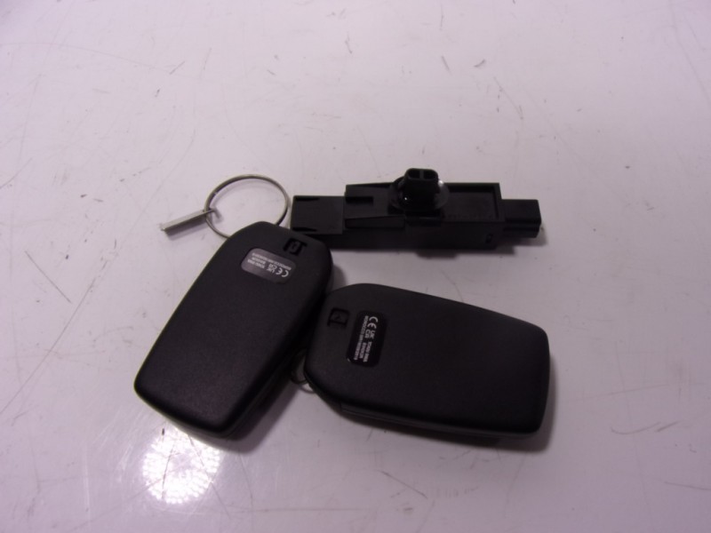 Recambio de conmutador de arranque para toyota yaris 1.5 vvti hev referencia OEM IAM   