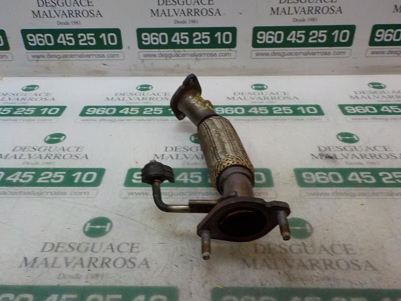 Recambio de salida colector para hyundai i20 klass referencia OEM IAM 28610C8100  