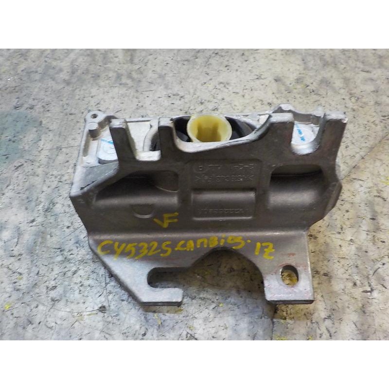 Recambio de soporte cambio para renault clio iv 1.5 dci diesel fap referencia OEM IAM 112228880R  