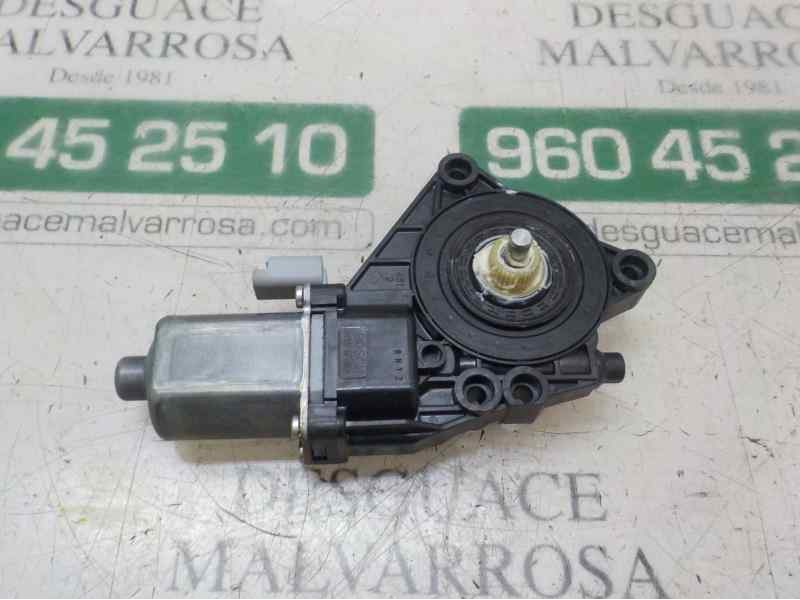 Recambio de motor elevalunas delantero derecho para hyundai i30 classic referencia OEM IAM 824602R000 824602R000 0130822543