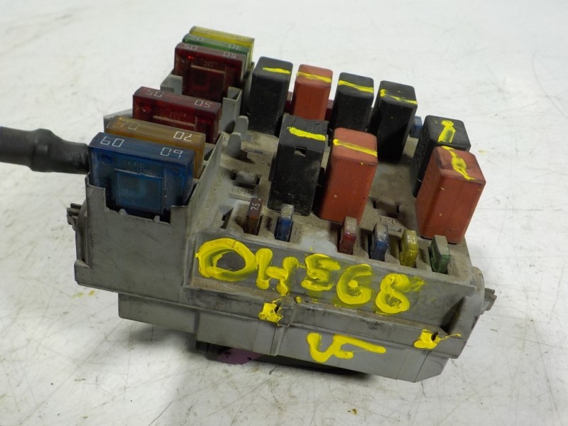 Recambio de caja reles / fusibles para fiat stilo (192) 1.9 jtd cat referencia OEM IAM  46846109 