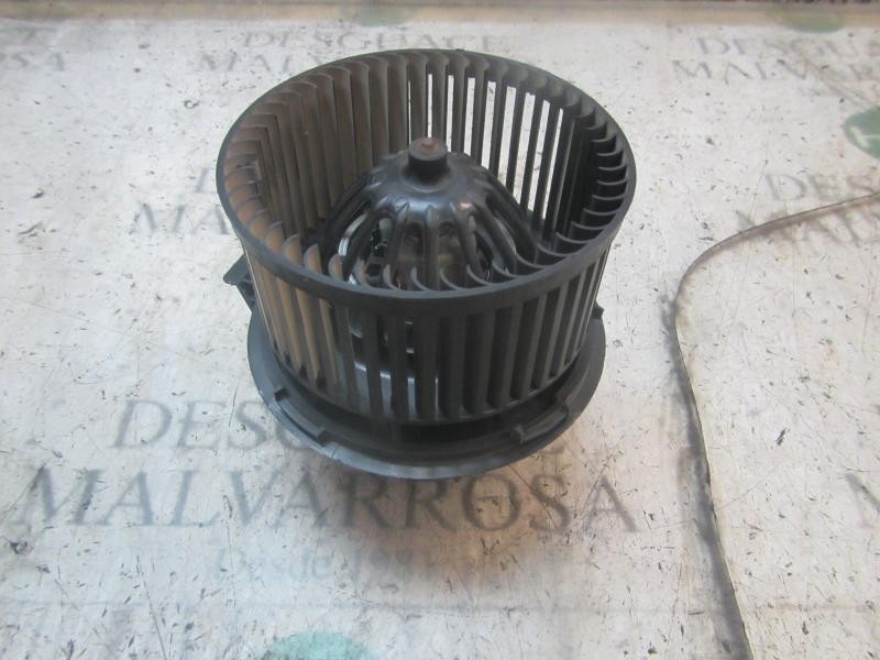 Recambio de motor calefaccion para dacia duster adventure referencia OEM IAM 272106020R N108824E 