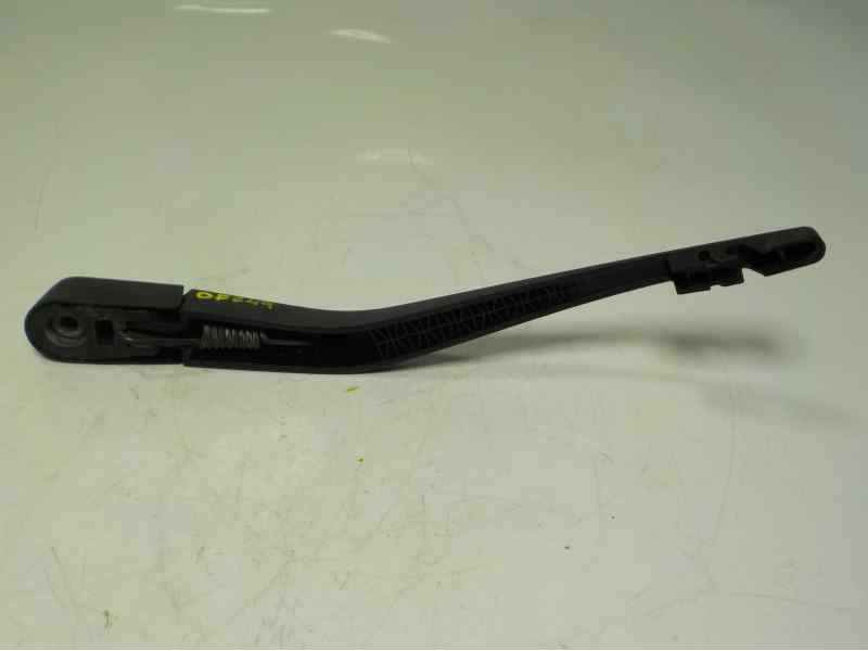 Recambio de brazo limpia trasero para bmw serie 1 lim. (f20) 2.0 turbodiesel referencia OEM IAM 61617241985  