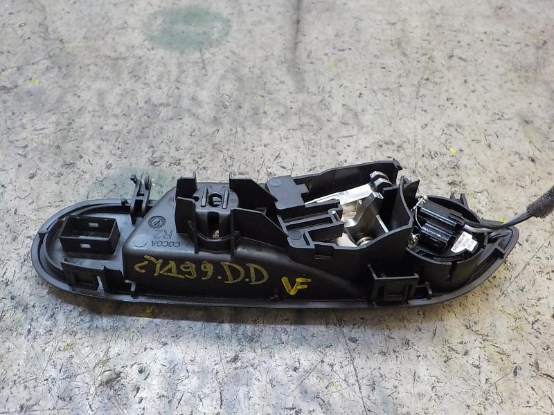 Recambio de maneta interior delantera derecha para ford fiesta (ccn) trend referencia OEM IAM   