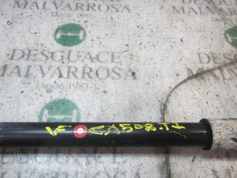 Recambio de amortiguador trasero izquierdo para dacia duster adventure referencia OEM IAM 562105043R  