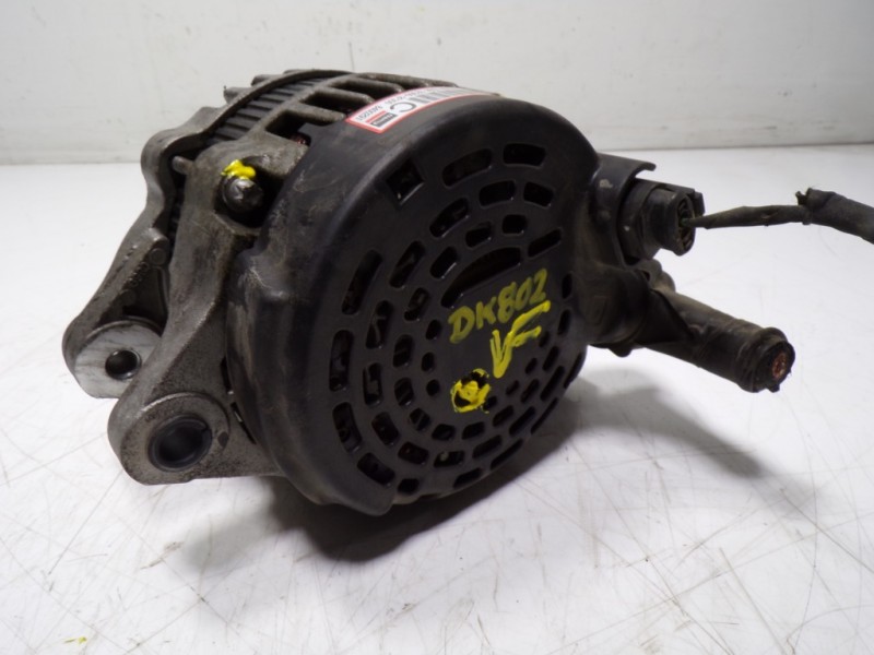 Recambio de alternador para hyundai tucson tecno safe 2wd bluedrive referencia OEM IAM 373002F300 373002F300 