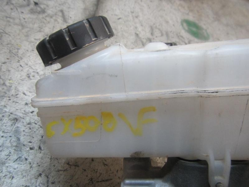 Recambio de bomba freno para dacia duster adventure referencia OEM IAM 460112629R  