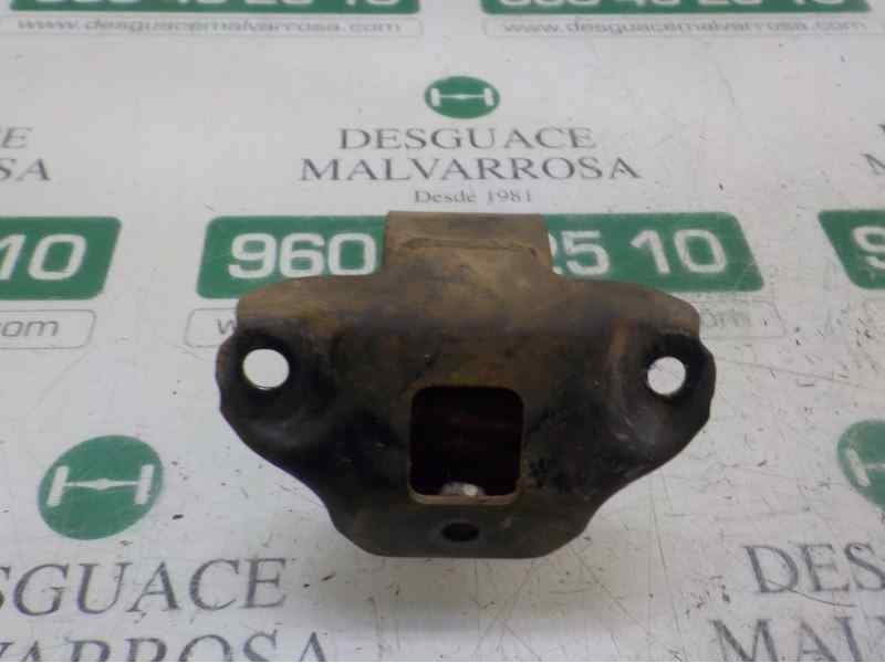 Recambio de soporte cambio para hyundai i30 classic referencia OEM IAM 219102H000  