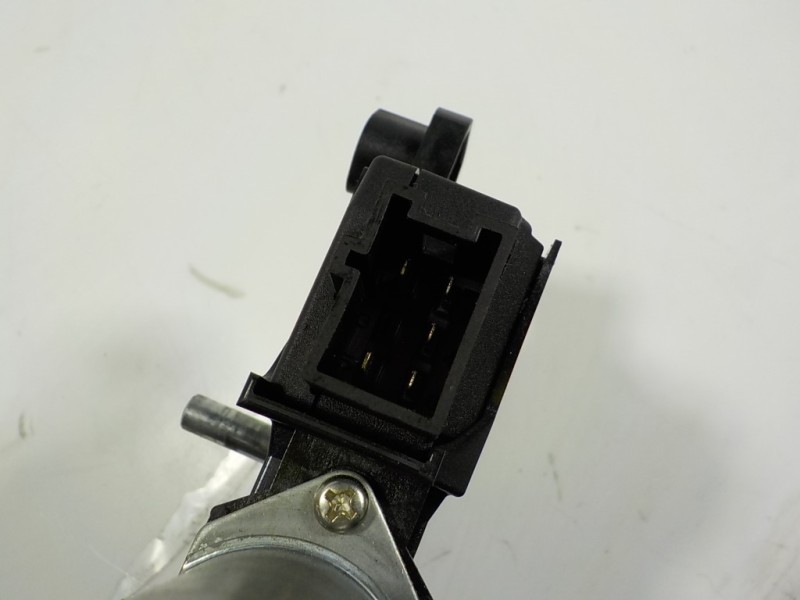 Recambio de motor elevalunas trasero izquierdo para mercedes-benz clase a (w176) 1.8 cdi cat referencia OEM IAM A2469063100 9687