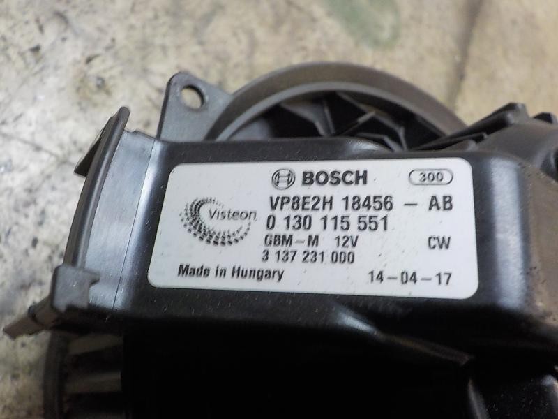 Recambio de motor calefaccion para ford fiesta (ccn) trend referencia OEM IAM   