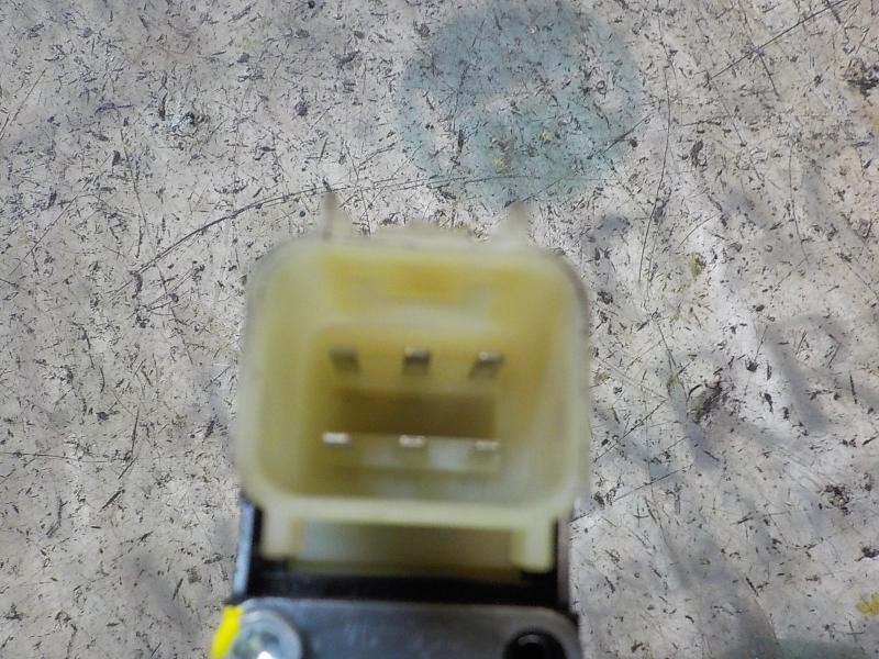 Recambio de motor elevalunas delantero izquierdo para ford fiesta (ccn) trend referencia OEM IAM   