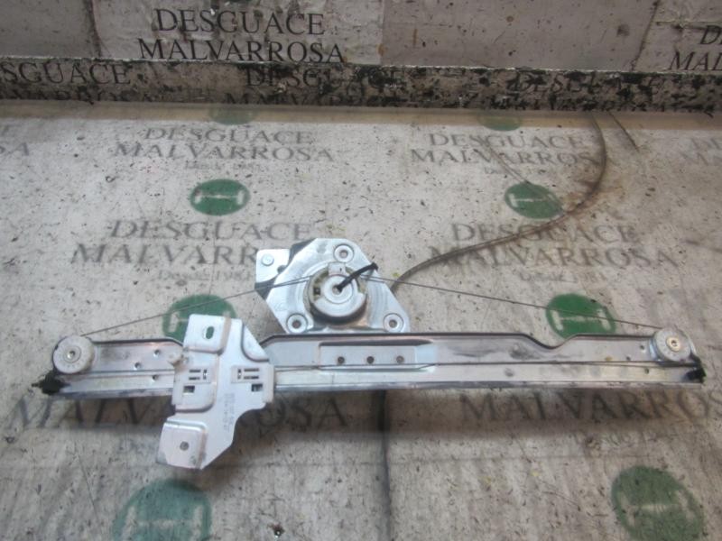 Recambio de elevalunas delantero izquierdo para dacia duster adventure referencia OEM IAM 807210751R  