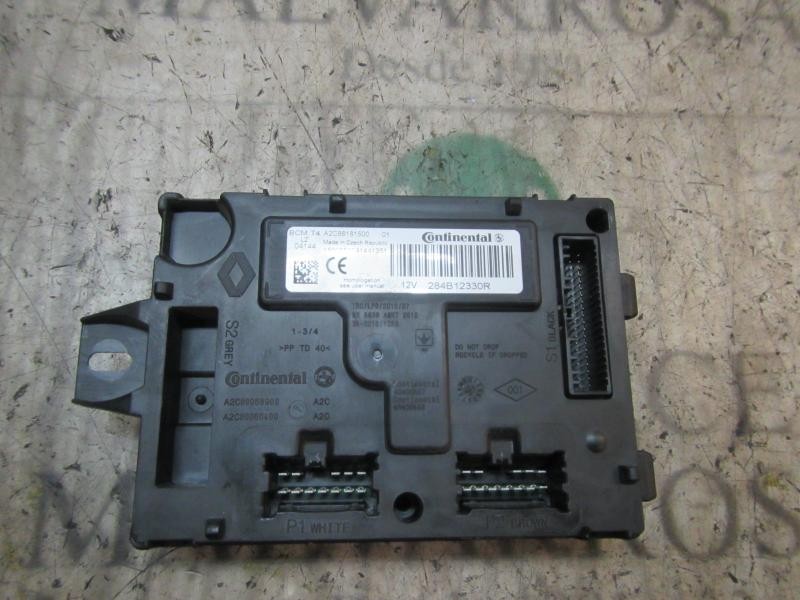 Recambio de modulo electronico para dacia duster adventure referencia OEM IAM 284B10317R 284B12330R 