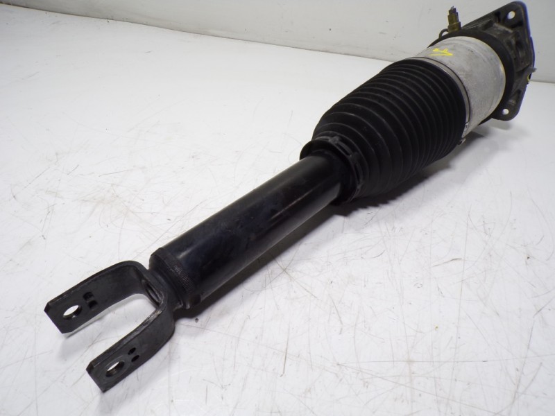 Recambio de amortiguador trasero derecho para bentley continental gt supersports referencia OEM IAM 3W0616002E 3W0616002E 