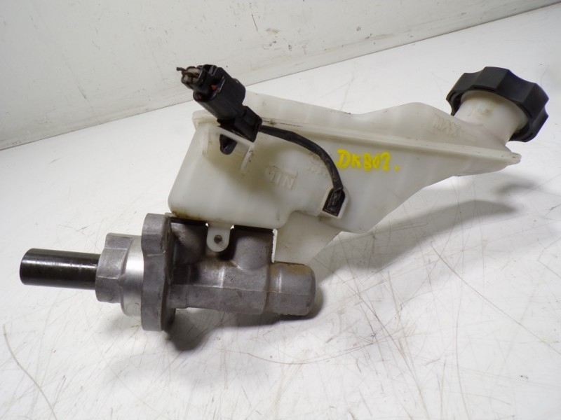 Recambio de bomba freno para hyundai tucson tecno safe 2wd bluedrive referencia OEM IAM 58510D7100  