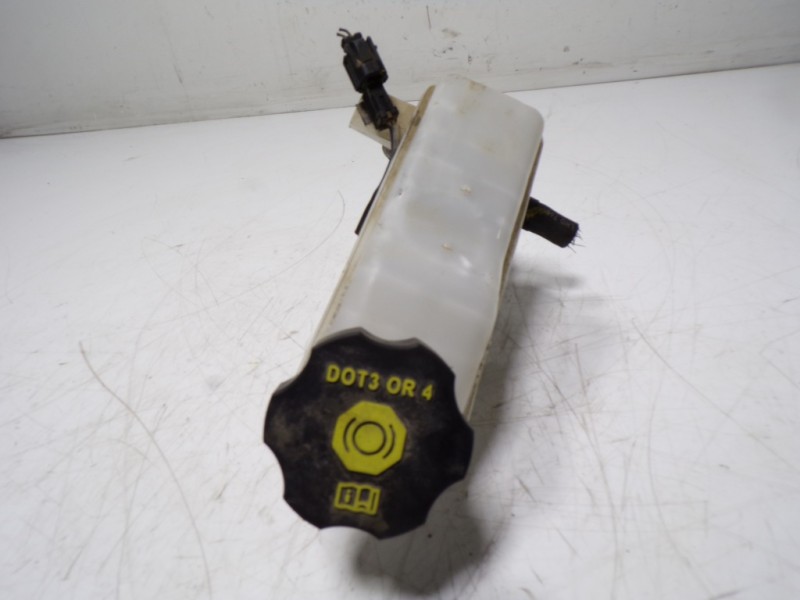 Recambio de bomba freno para hyundai tucson tecno safe 2wd bluedrive referencia OEM IAM 58510D7100  