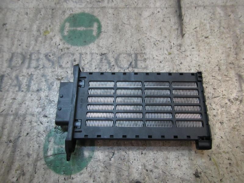 Recambio de resistencia calefaccion para dacia duster adventure referencia OEM IAM 7701060006 128,73 € 