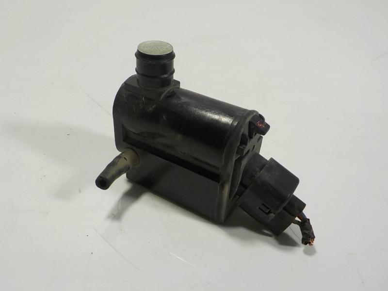 Recambio de bomba limpia para hyundai tucson tecno safe 2wd bluedrive referencia OEM IAM 985101W000 985101W000 