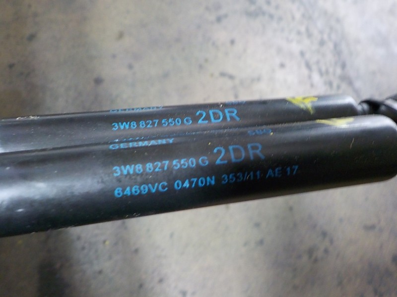 Recambio de amortiguadores maletero / porton para bentley continental gt supersports referencia OEM IAM 3W8827550G 3W8827550G 