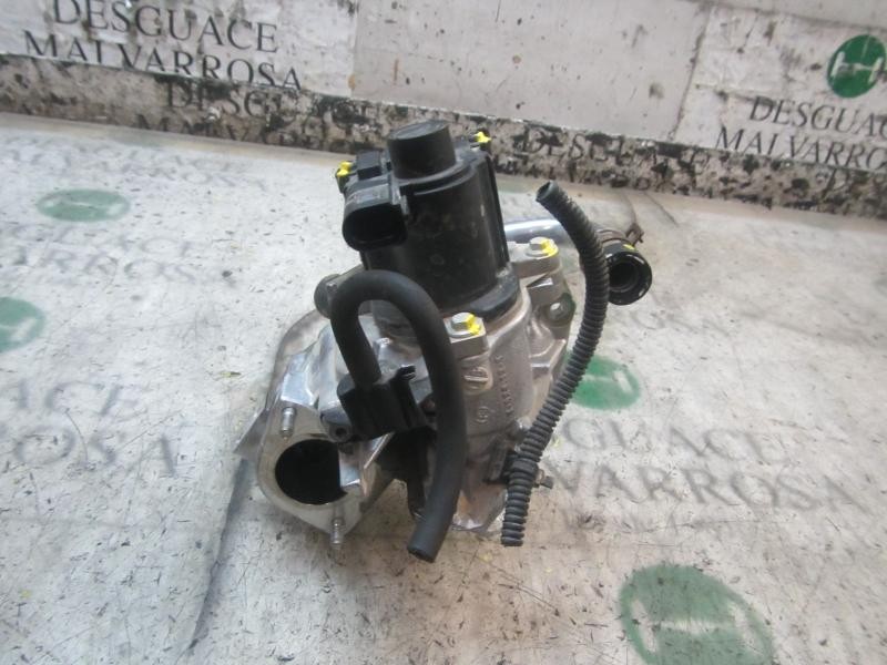 Recambio de valvula egr para dacia duster adventure referencia OEM IAM 8200846454 7077462137 